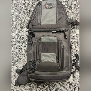 Lowepro Slingshot 102 AW Camera Sling Backpack